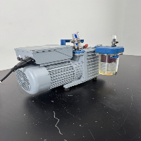 Vacuubrand RE 6W Vacuum Pump image 0